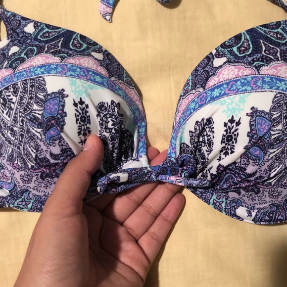 Victoria Secret Push Up bikini top - Picture 4 of 5